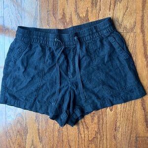 GAP Black Women's Cargo Shorts